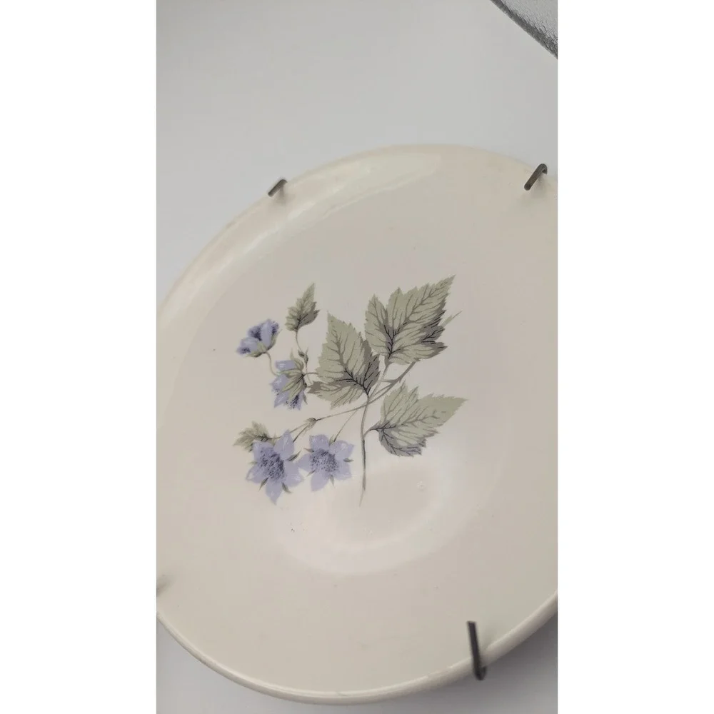 Edwin Knowles Milano Vintage‎ Purple Floral Plates Set of 2 with Hangers 6.25in